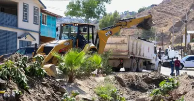 Programa 'Tijuana: Ciudad Limpia' en la Delegaci�n S�nchez Taboada