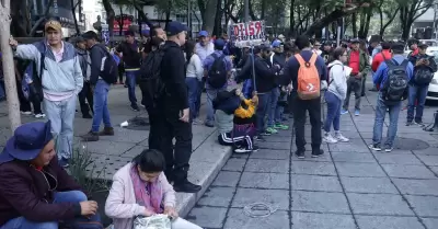 Concentraci�n de trabajadores de la CNTE