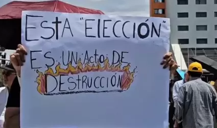 Se manifiestan en la glorieta Cuauht�moc de Tijuana, en rechazo a la elecci�n de