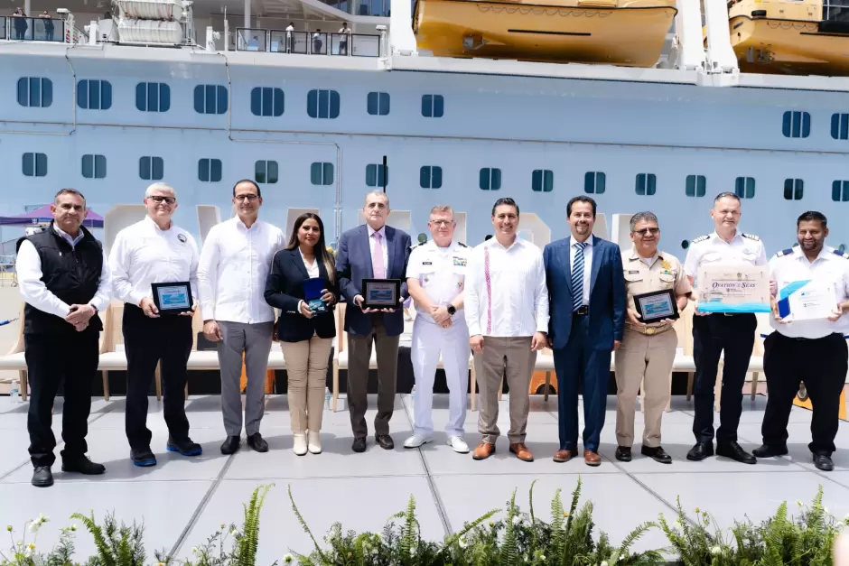 Recibe Ensenada al crucero m�s grande en la historia de Baja California