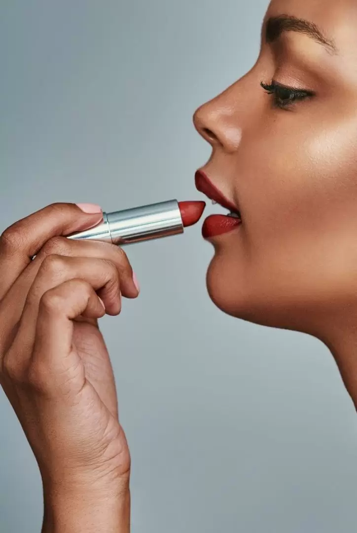 La belleza responde con productos multifunci�n que ahorran tiempo, dinero y mantienen calidad.