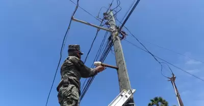 Desinstalan m�s de 600 c�maras ilegales en Baja California