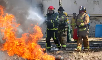 Capacitaci�n en atenci�n a incidentes con hidrocarburos