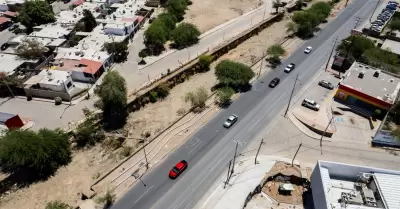 Parque lineal bulevar L�zaro C�rdenas