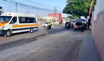 Vecinos de la colonia Obrera exigen reparaci�n de calle tras obra inconclusa de 