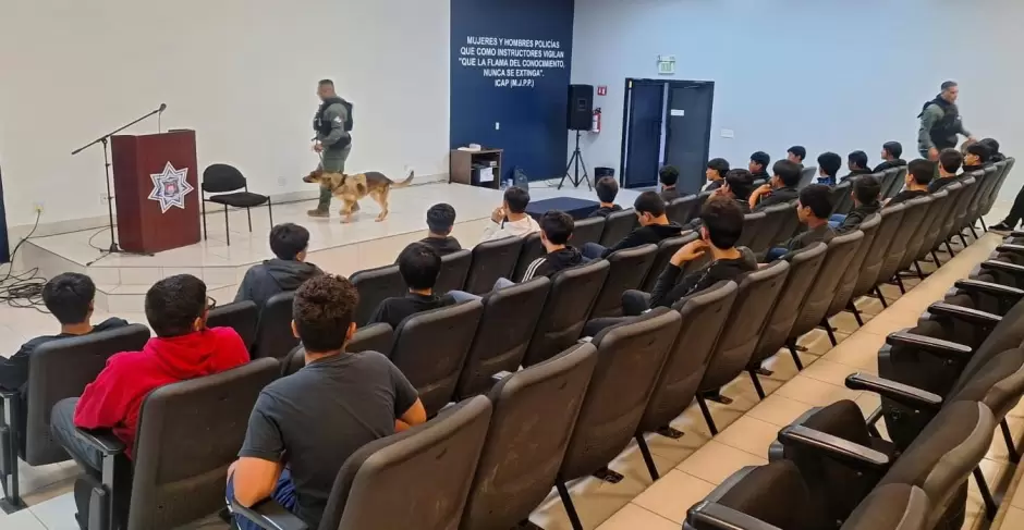 J�venes Cambiando sus Vidas