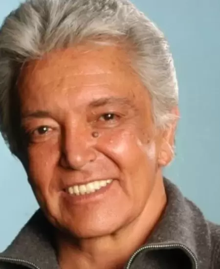 Alberto V�zquez
