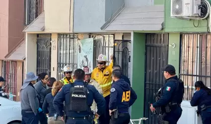 Brinda UMAS atenci�n prehospitalaria y psicol�gica a familia en duelo