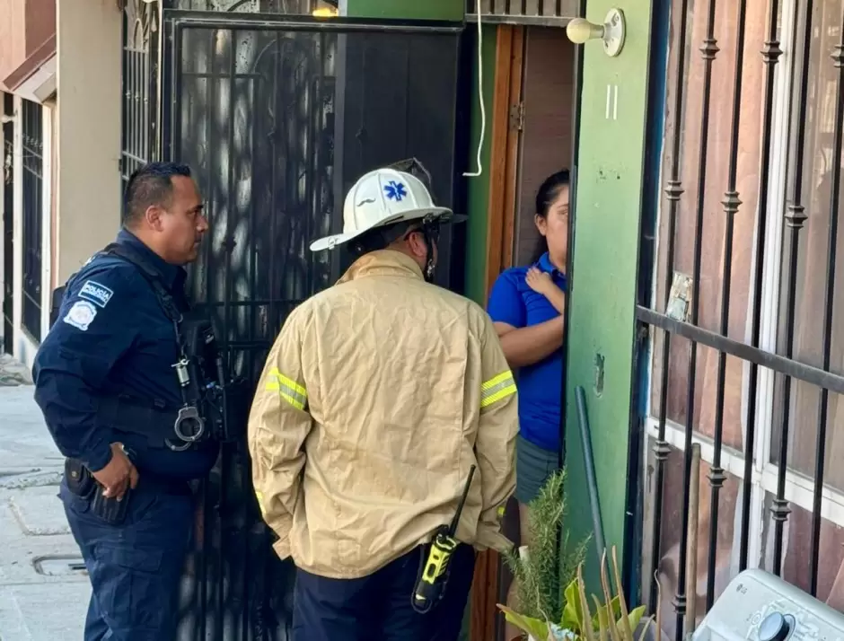 Brinda UMAS atenci�n prehospitalaria y psicol�gica a familia en duelo