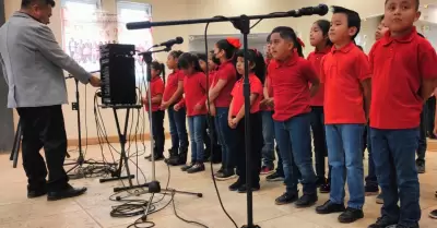 Coro infantil biling�e Kata �u 'u