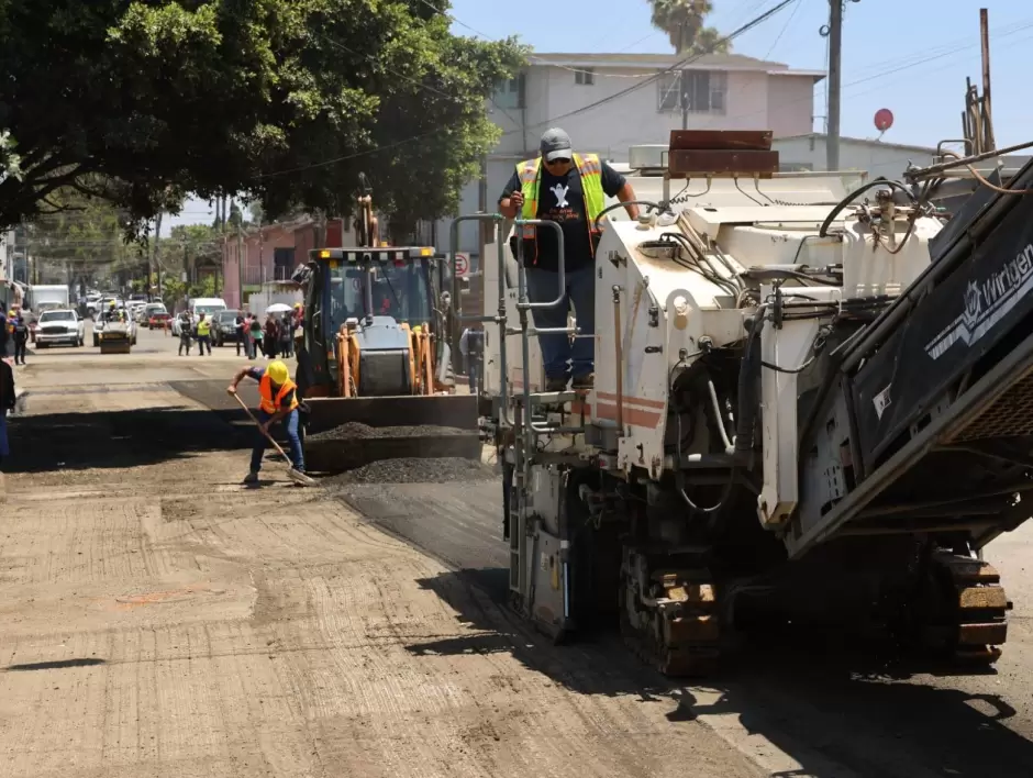Trabajos de pavimentaci�n