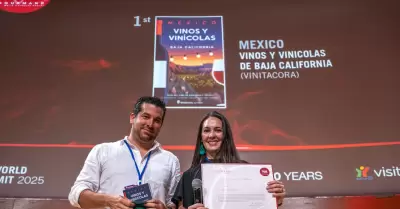 Baja California gana premio internacional con gu�a sobre vinos y vin�colas