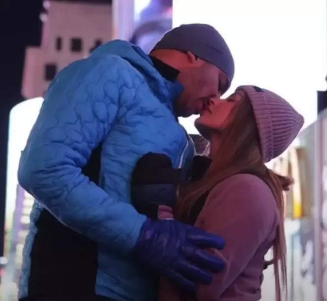 Alex Montiel y Fabiola Mart�nez