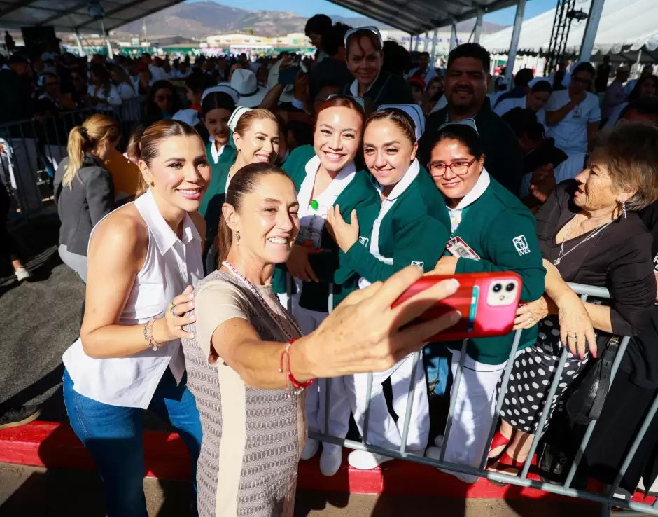 Inauguraci�n de la primera etapa del Hospital Regional No. 23 del IMSS en Ensenada