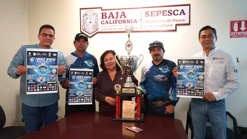 Torneo de pesca deportiva de playa en San Quint�n