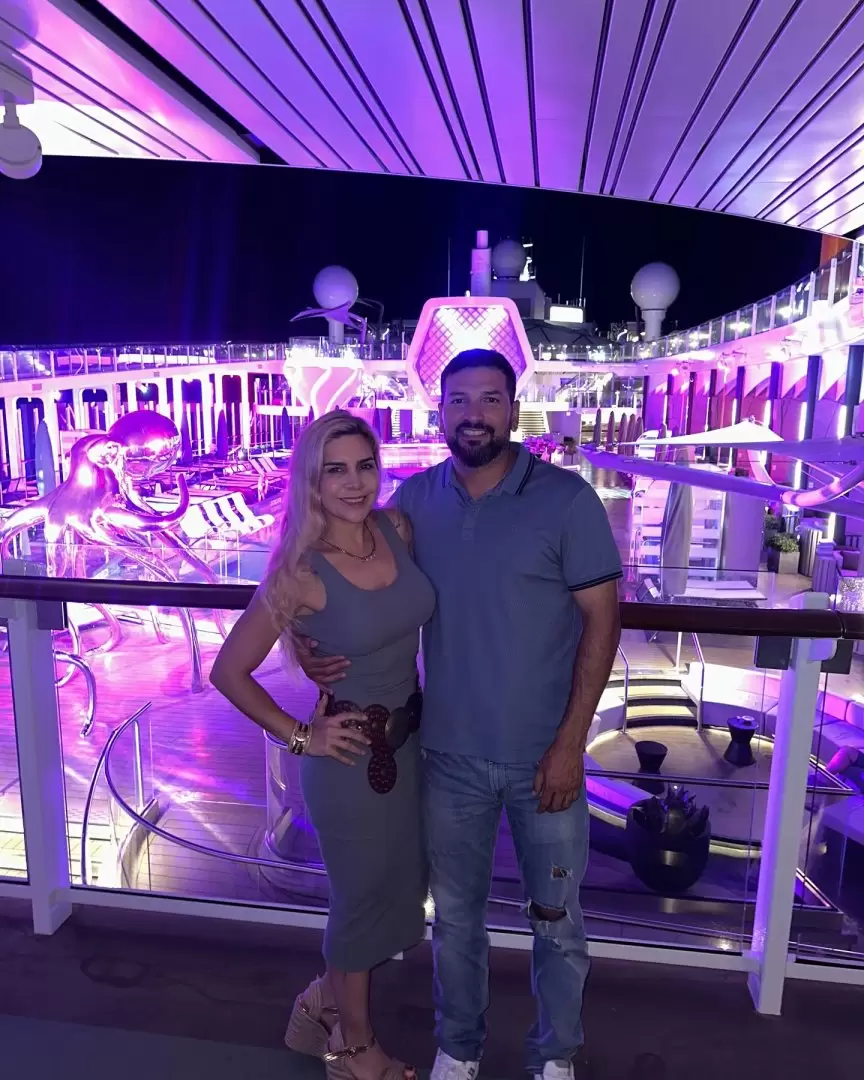 Karla Panini y Am�rico Garza