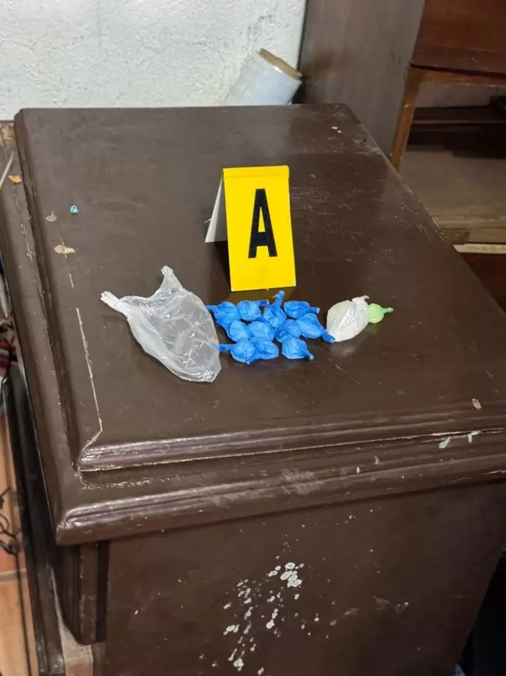 Narc�ticos, armas y veh�culos