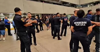 Bomberos de Tijuana realizan paro