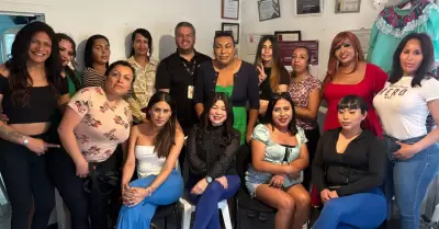 Taller "Emprende con Valores" a emprendedoras de la "Casita Uni�n Trans"