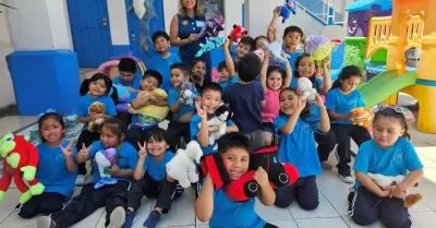 Donaci�n de m�s de 4,300 peluches a ni�os necesitados