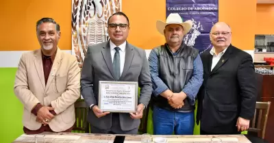 Reuni�n con Colegio de Abogados Zona Este y Grupo 33
