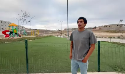 Arturo Guevara Mart�nez, Migrante