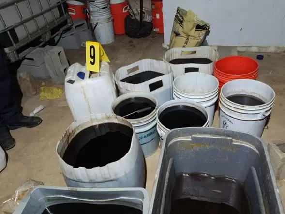 FGR asegura inmueble usado para fabricar y almacenar drogas