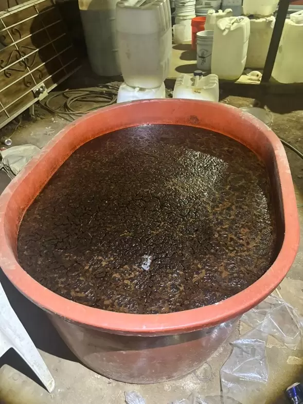 FGR asegura inmueble usado para fabricar y almacenar drogas