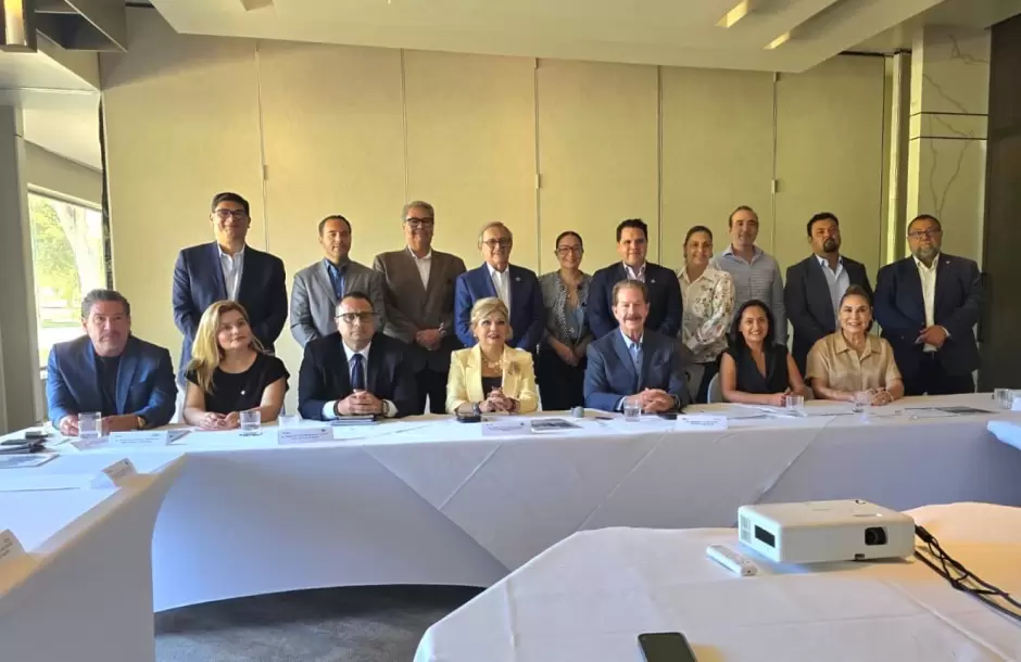 Di�logo CCE y Fiscal�a de BC