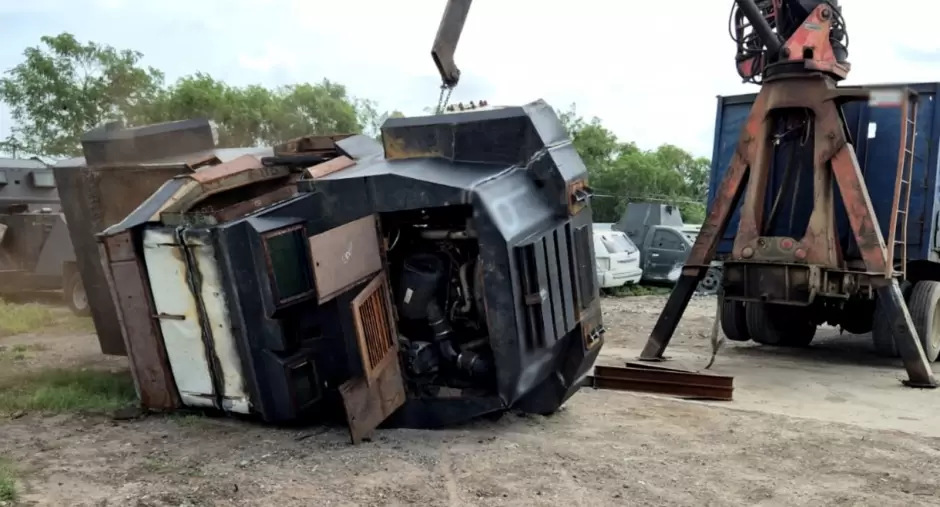 Destruyen 23 veh�culos con blindaje artesanal