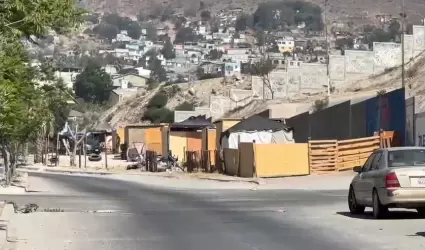 Vecinas del Mariano Matamoros denuncian ocupaci�n irregular de una calle; instal