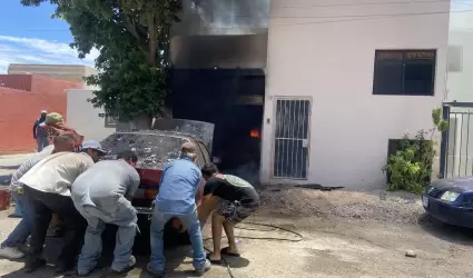 Incendio de vivienda en la colonia San �ngel
