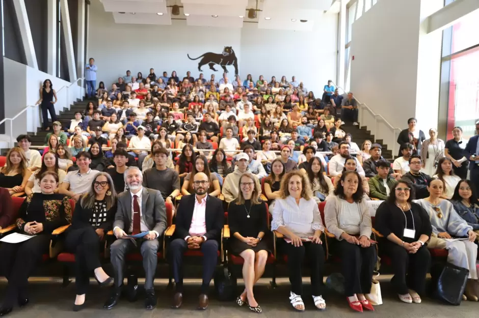 Ingresa segunda generaci�n de estudiantes fronterizos en Southwestern College