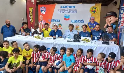 Partido de leyendas de Chivas y Am�rica