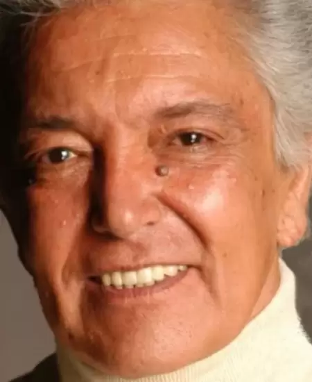 Alberto V�zquez