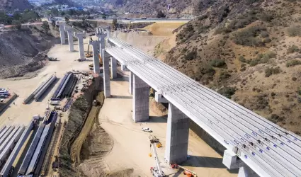 Traslado entre Aeropuerto con Playas de Tijuana tomar� 12 minutos con Viaducto E