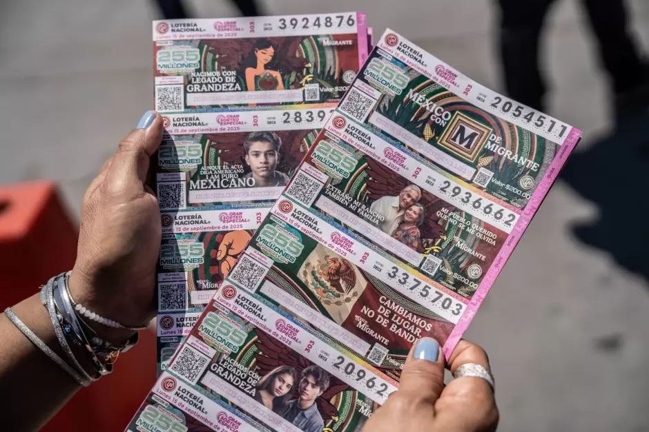 Presentaci�n del billete de Loter�a Nacional en honor a la comunidad migrante