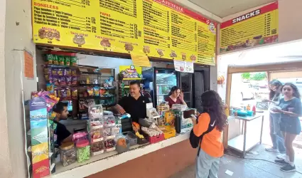 Cafeter�a Navarro, Unison, becas alimenticias