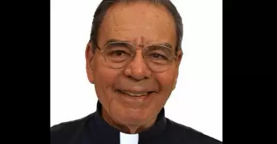 Sacerdote C�sar Castillo