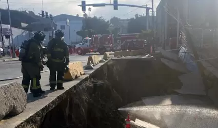 Socav�n en la Avenida Revoluci�n