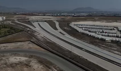 Construcci�n de garita Otay II