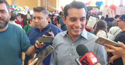 Froyl�n G�mez Gamboa.