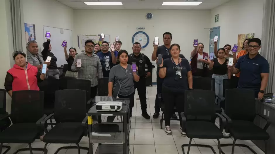 Pl�tica preventiva sobre seguridad personal y uso de botones de emergencia