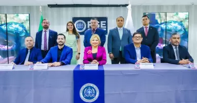 Nombra fiscal general Dra. Ma. Elena Andrade Ram�rez como fiscal central a Jos� 
