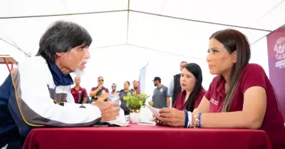 Claudia Agat�n el Gabinete
