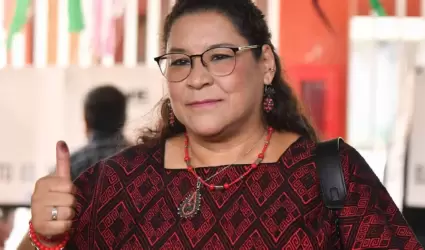 Lenia Batres