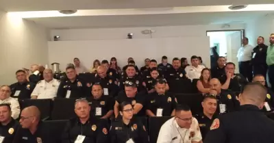 Reuni�n de bomberos con diputados de Sonora