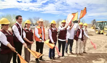 Banderazo de inicio de construcci�n de Viviendas para el Bienestar
