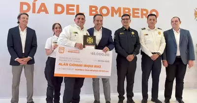Hermosillo celebra el D�a Nacional del Bombero