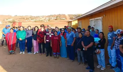 M�s de 100 personas acompa�an recorrido de Morena en San Quint�n